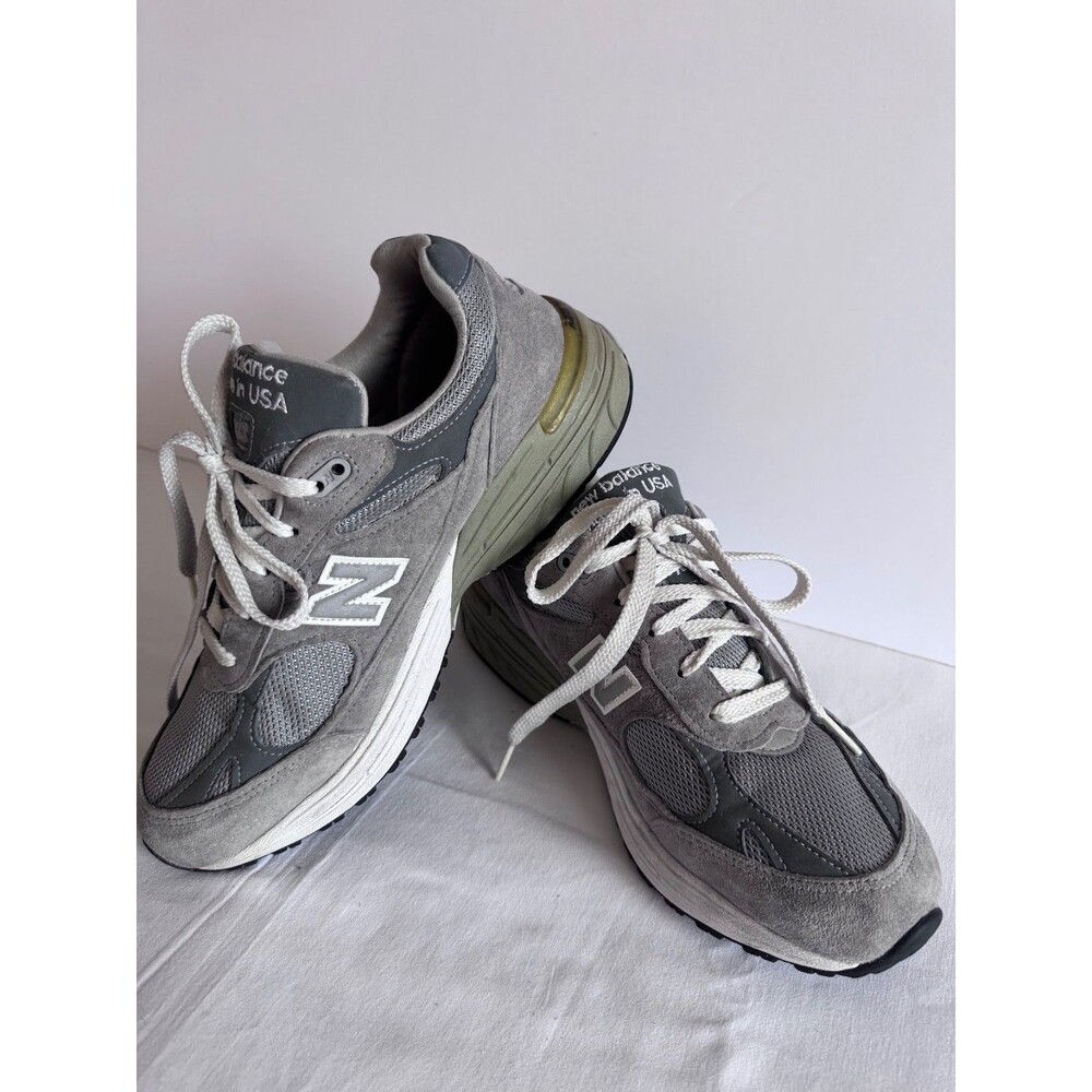 New Balance 993 Grey Suede Made in USA Womens 8.5 Sneaker Excellent Condition